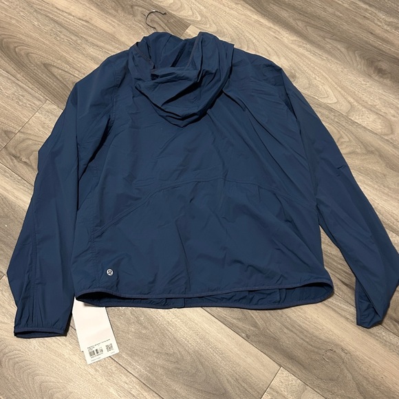 Lululemon Jacket - Picture 2 of 2